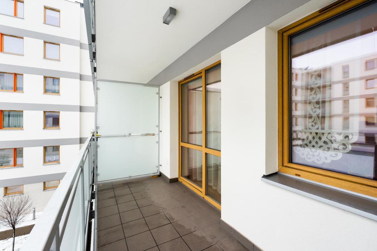 Metro Bemowo Colourful Apartment Warsaw Exterior photo